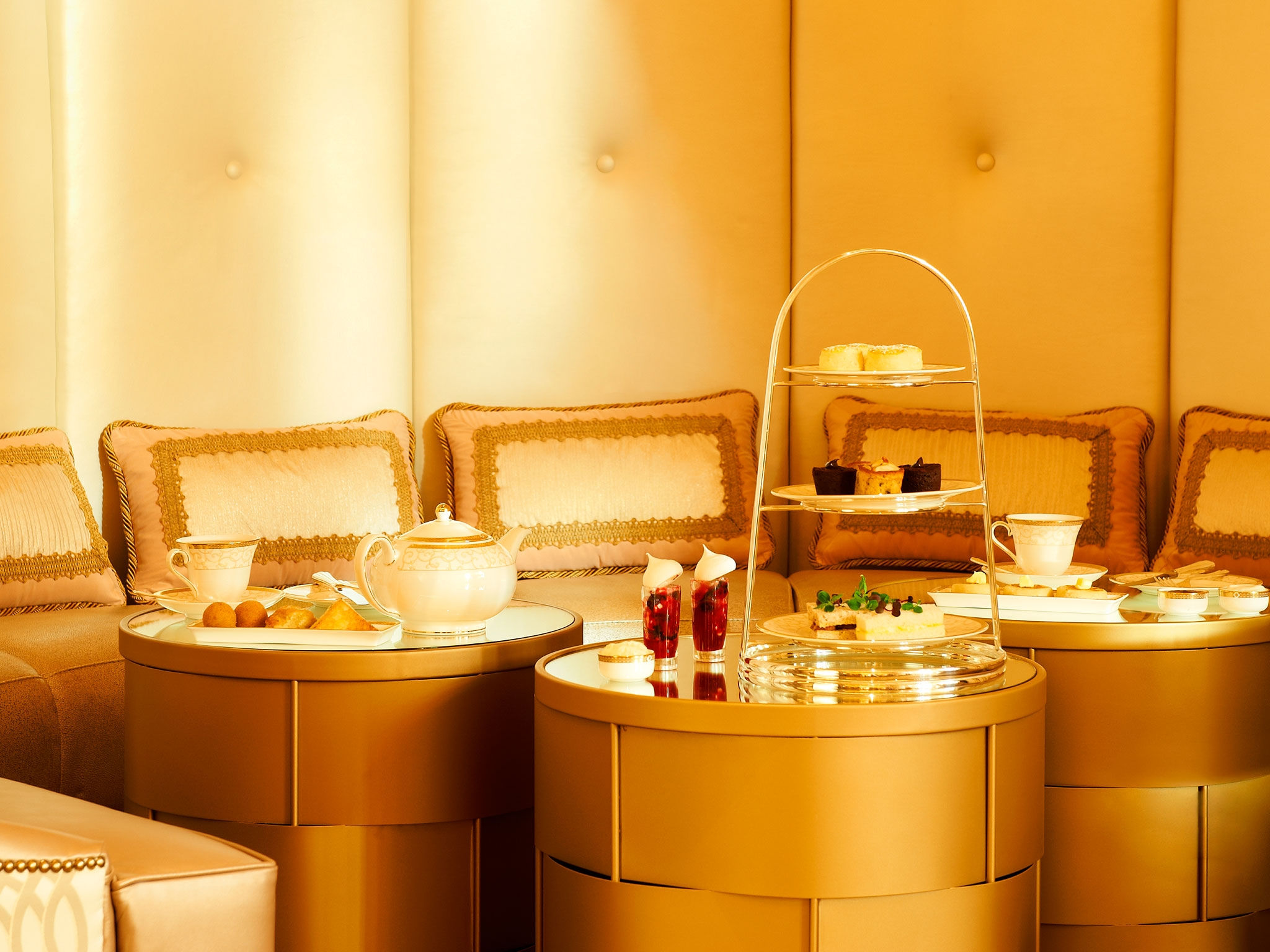 Tea Lounge The St. Regis Abu Dhabi